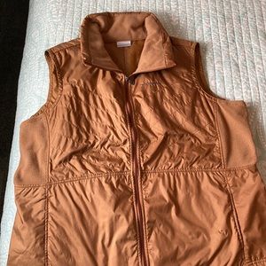 Columbia vest